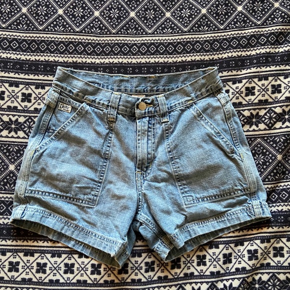 Lucky Brand Mom Shorts - Picture 4 of 4